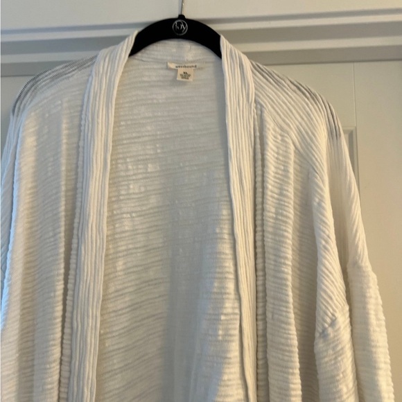 Womens size XL short sleeve sweater. Westbound - Picture 5 of 8